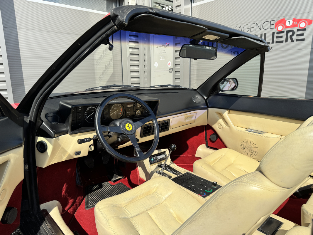 Ferrari Mondial — 13