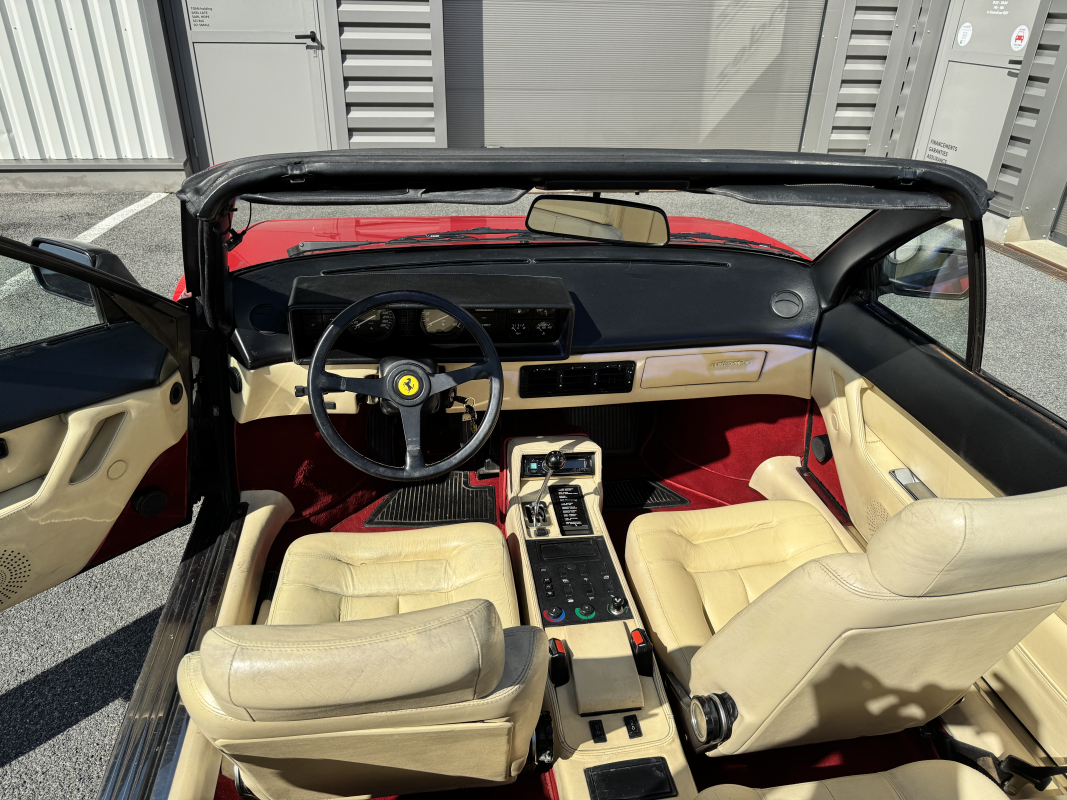 Ferrari Mondial — 14