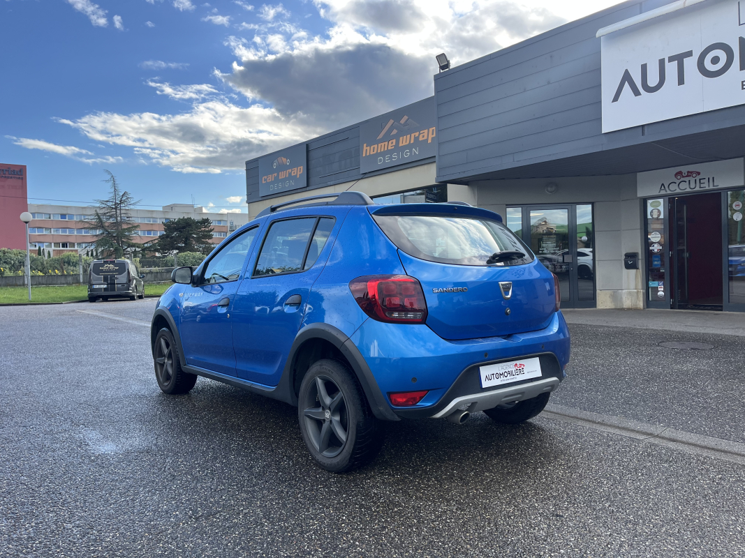 Dacia Sandero — 5