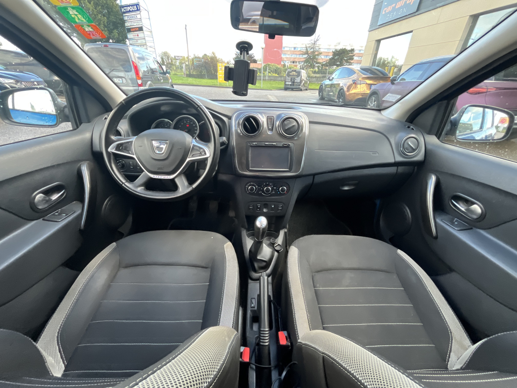 Dacia Sandero — 23