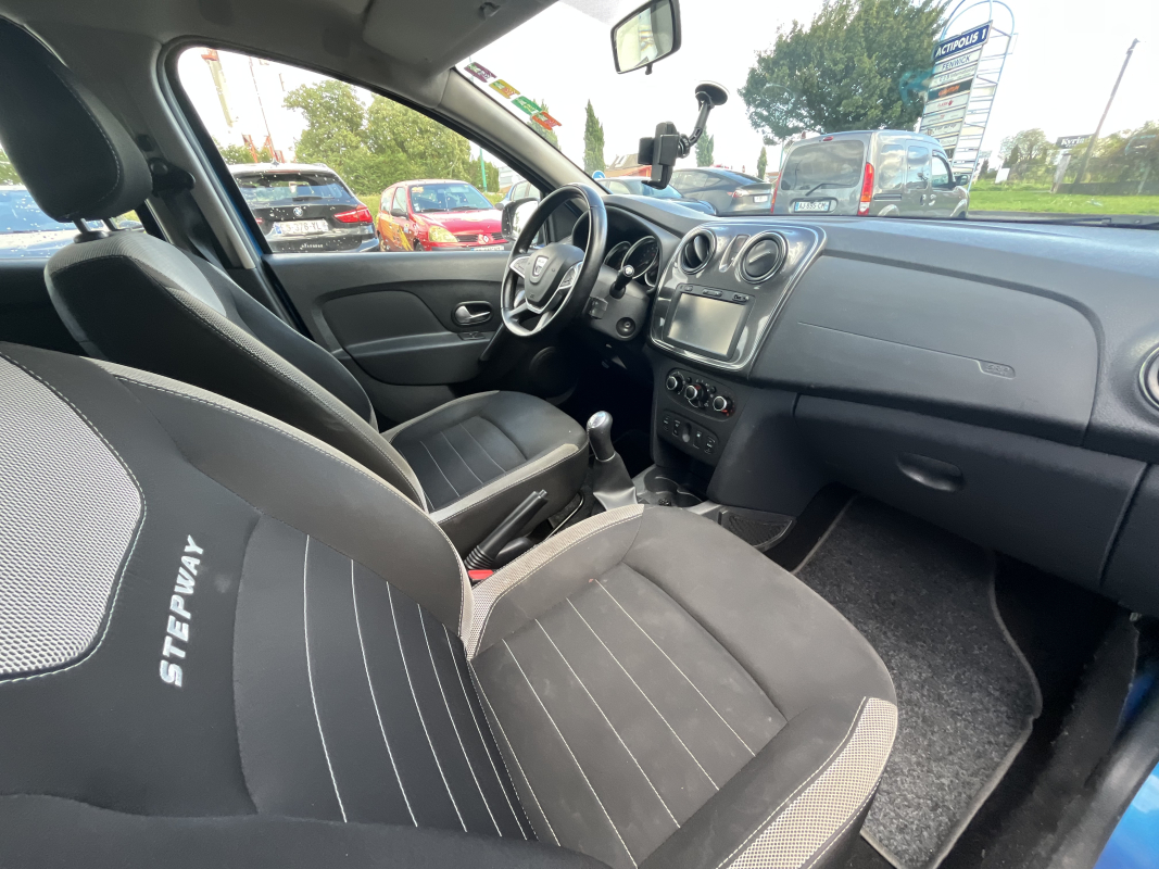 Dacia Sandero — 21