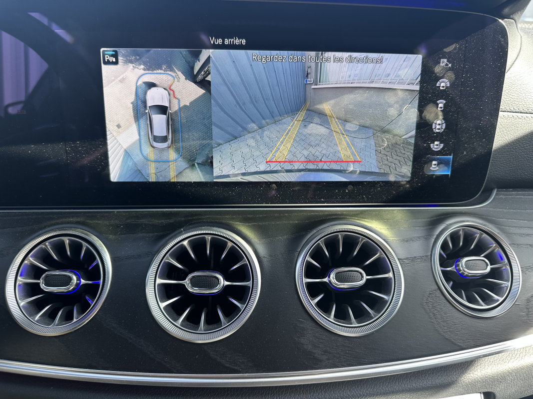 Mercedes Classe E Coupe — 19