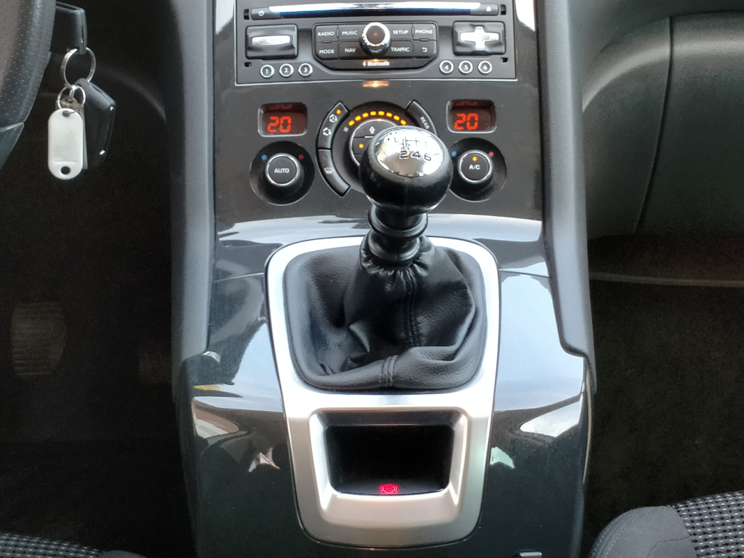 Peugeot 5008 — 21