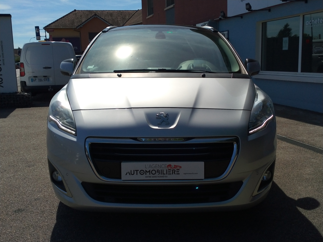 Peugeot 5008 — 2