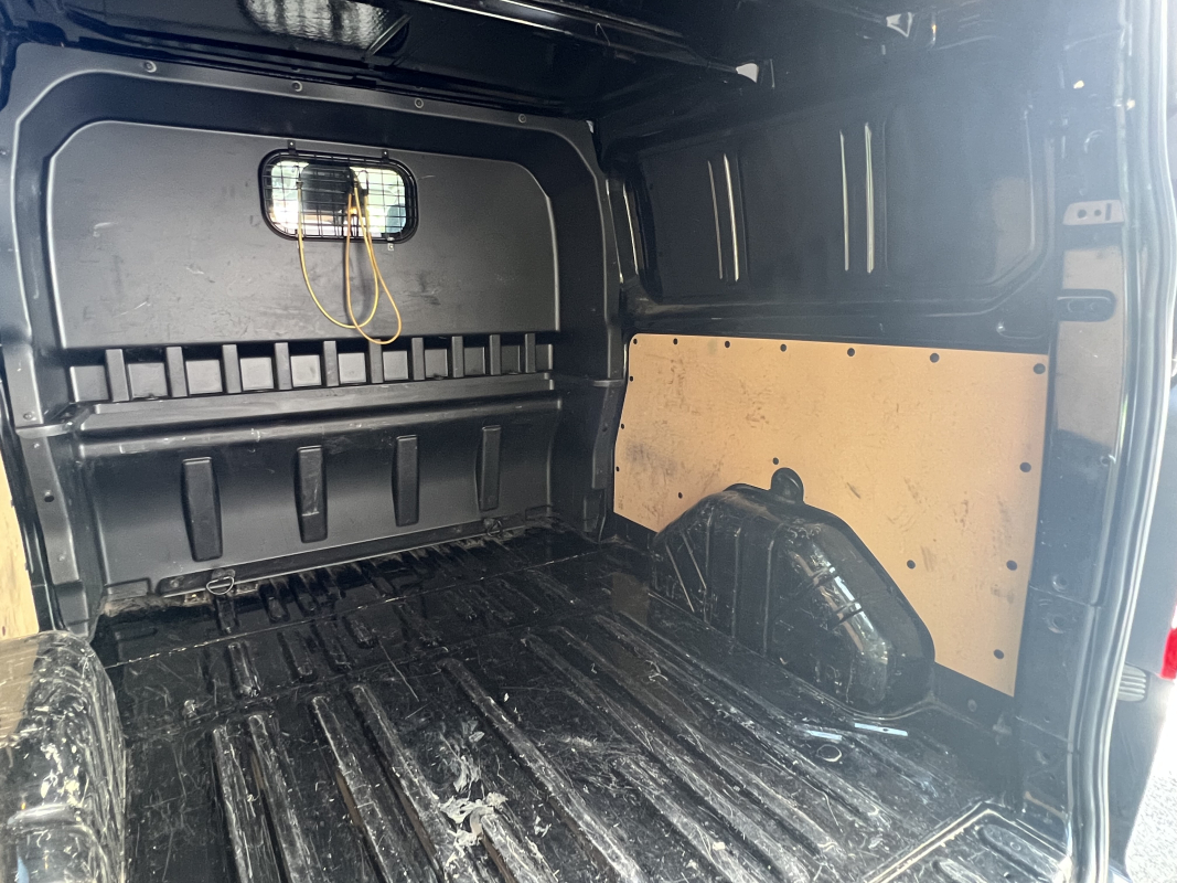 Ford Transit — 27