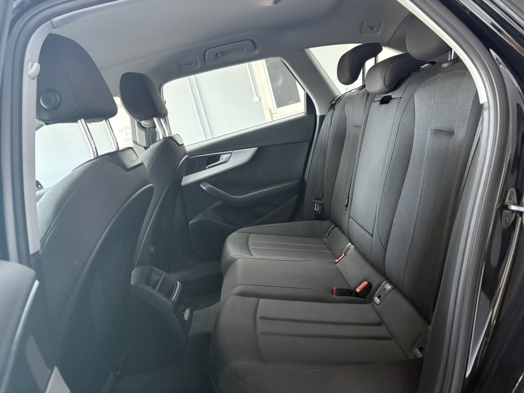Audi A4 — 27