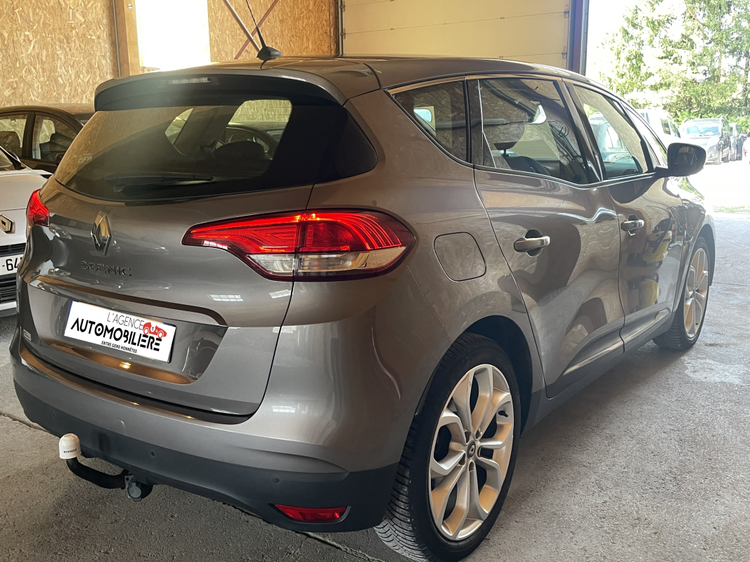 Renault Scenic — 5