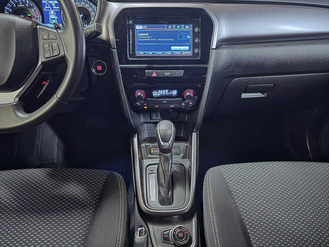 Suzuki Vitara — 33
