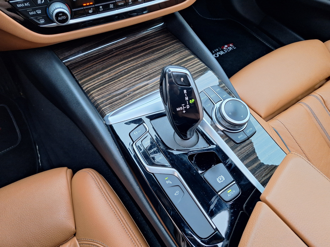 Bmw Série 5 Touring — 23