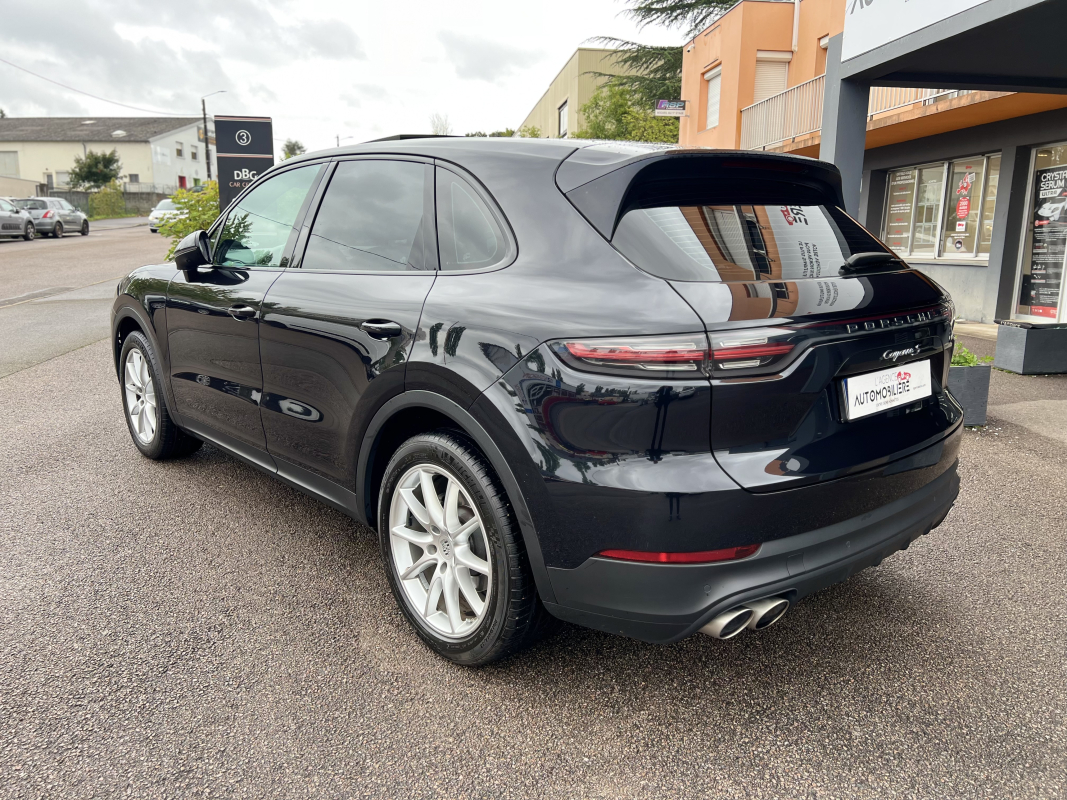 Porsche Cayenne — 4