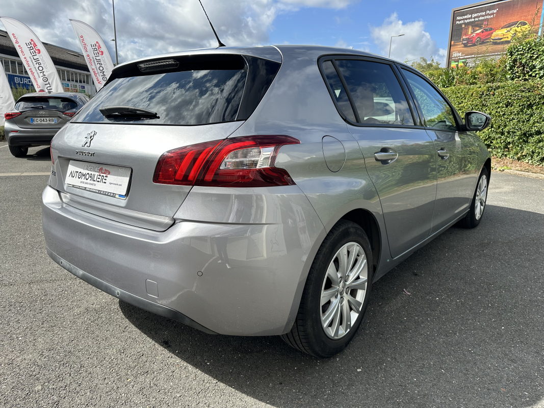 Peugeot 308 — 5