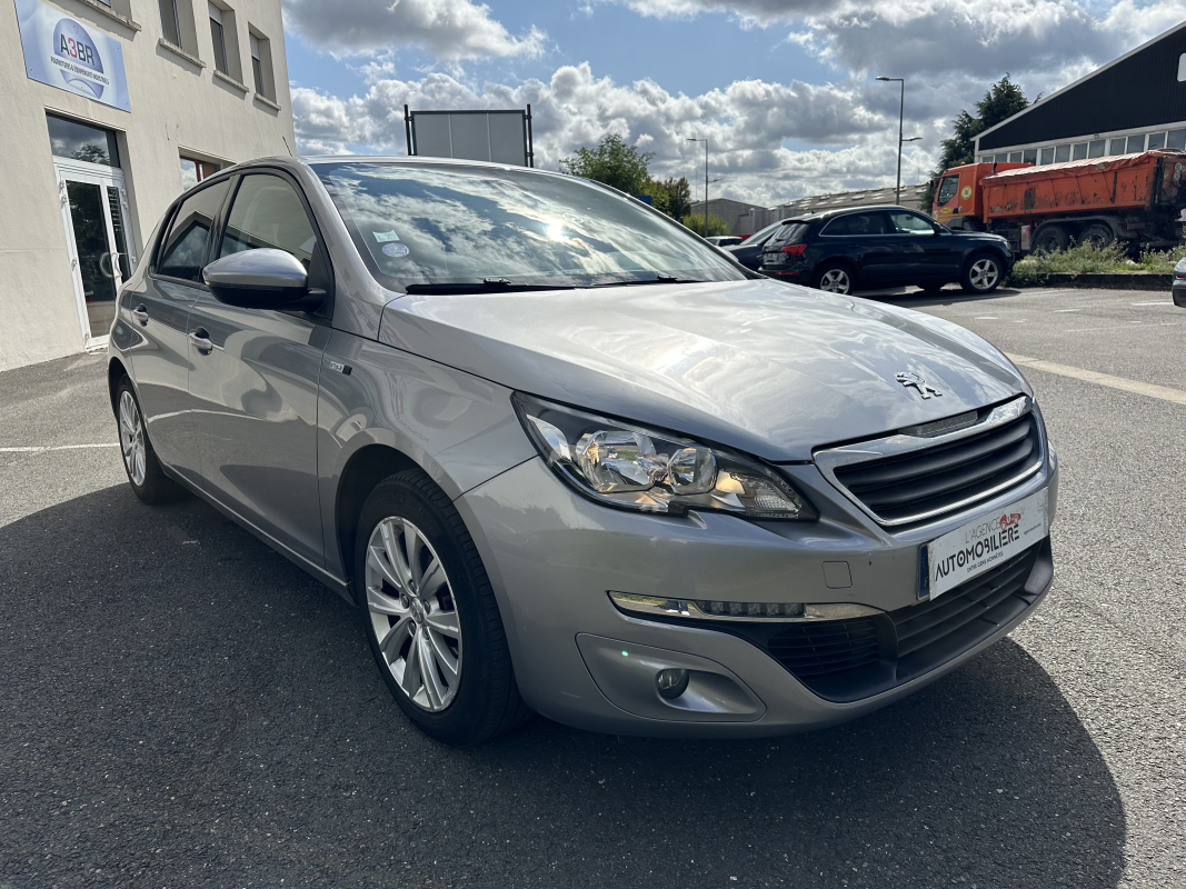 Peugeot 308 — 7