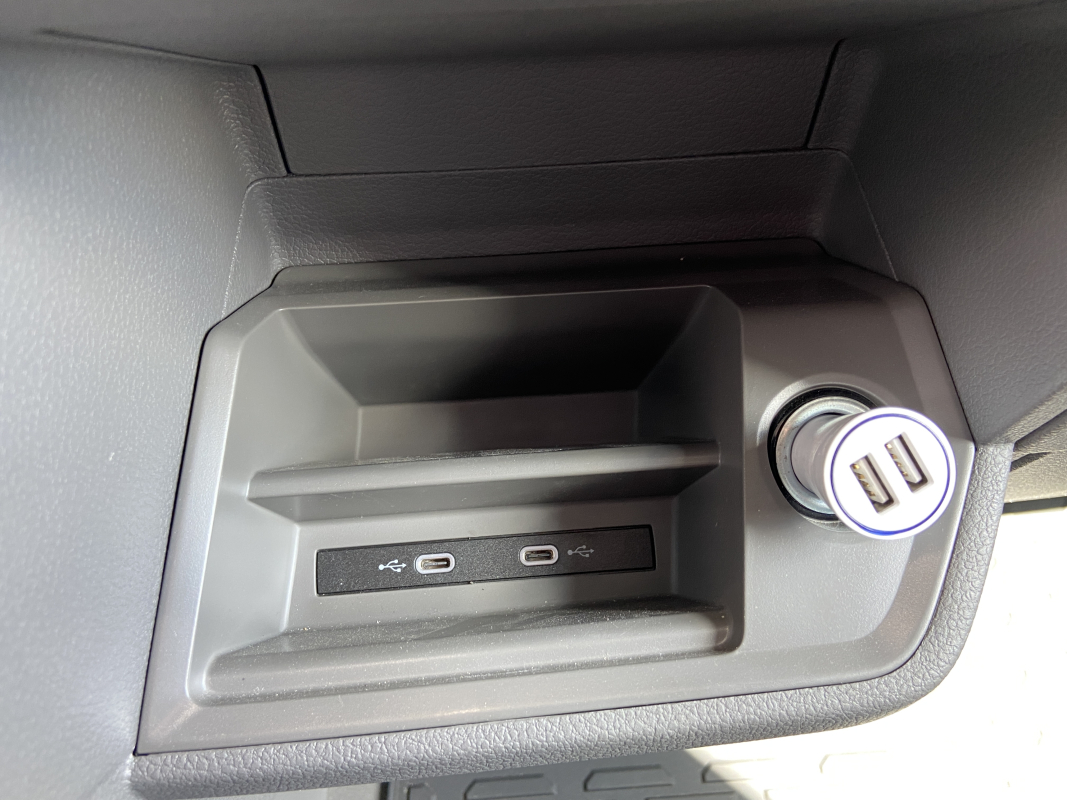 Volkswagen Crafter — 24