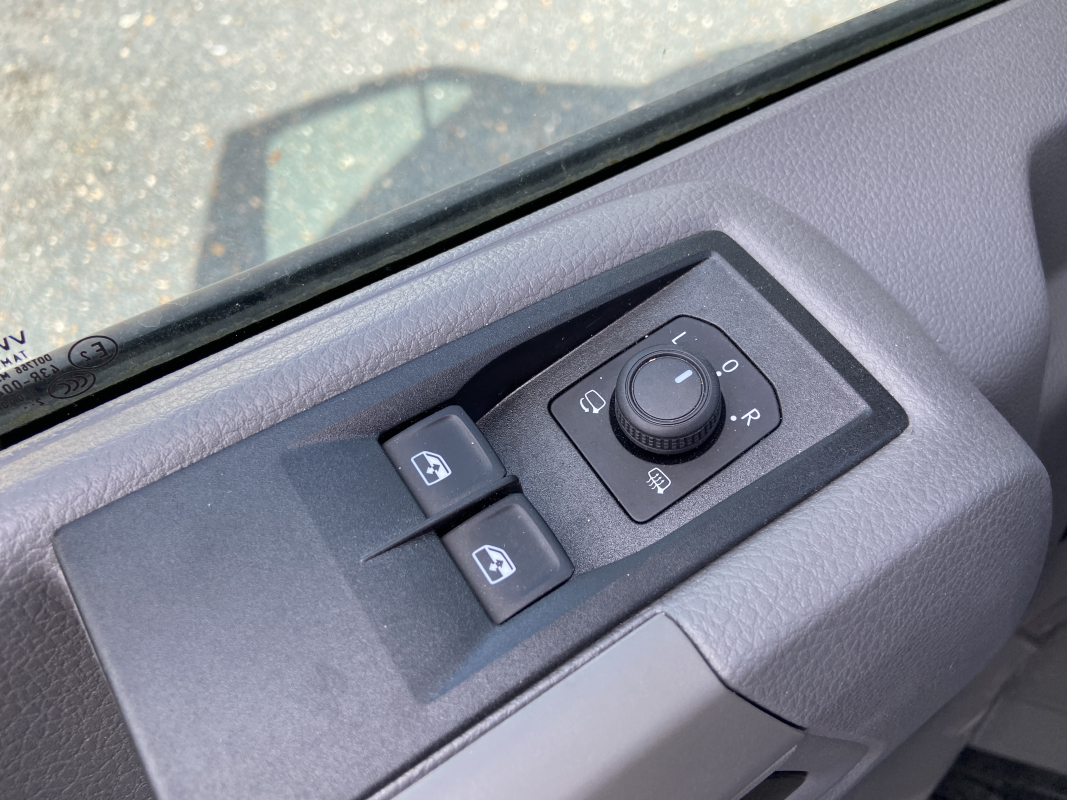 Volkswagen Crafter — 27