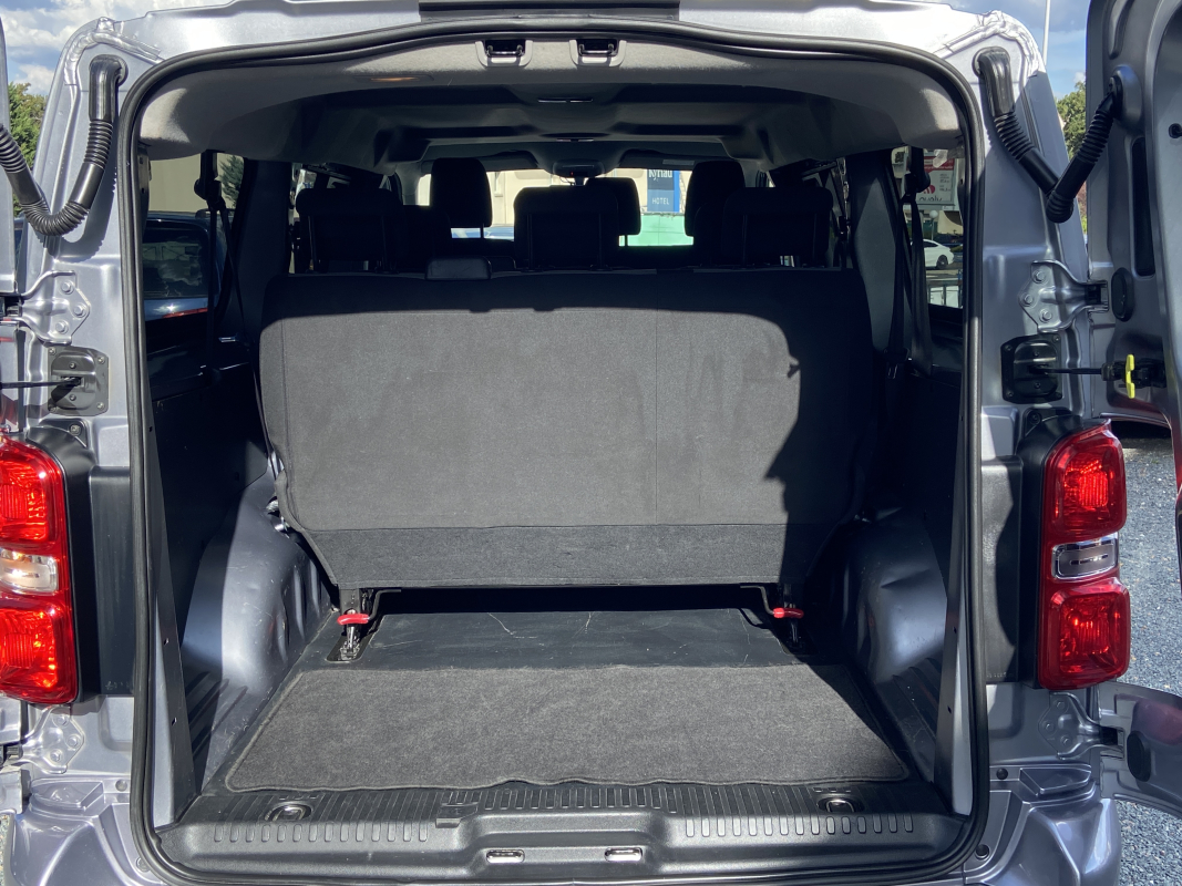 Toyota PROACE Combi — 9