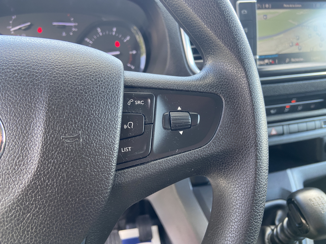 Toyota PROACE Combi — 19