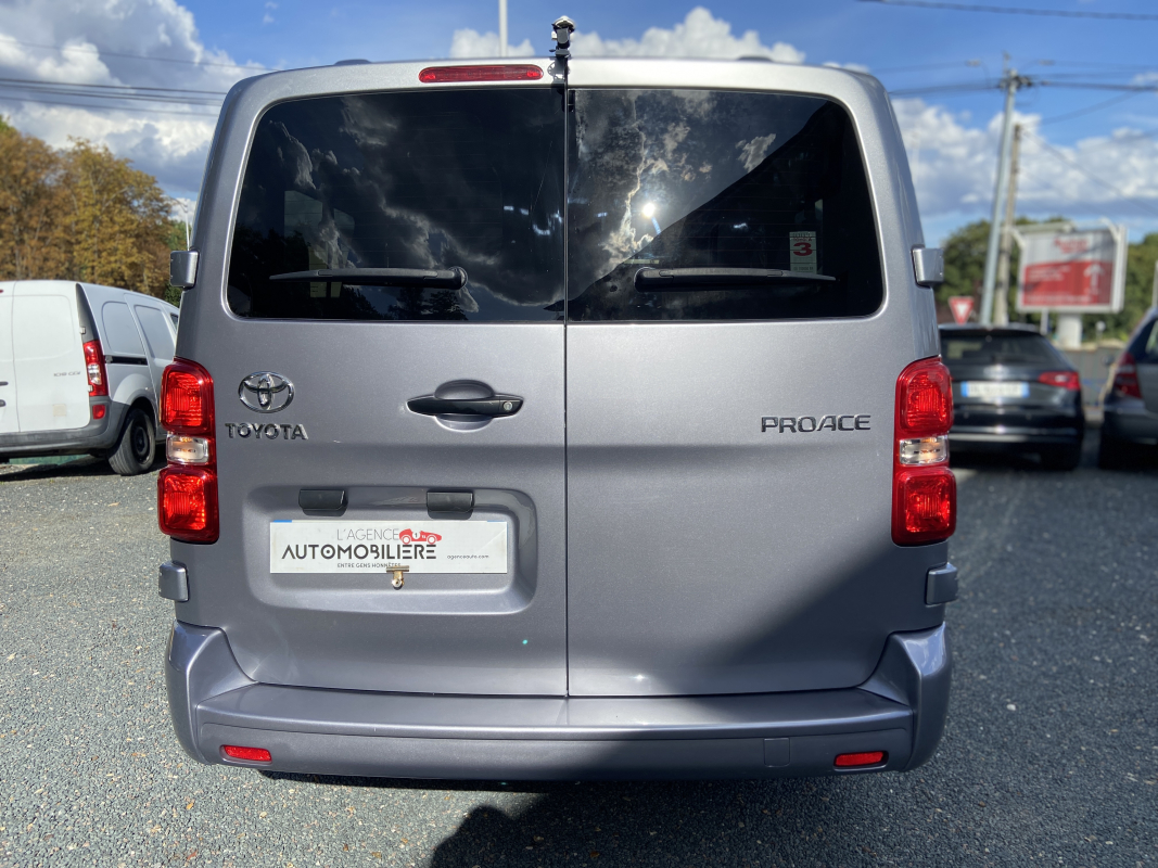 Toyota PROACE Combi — 7