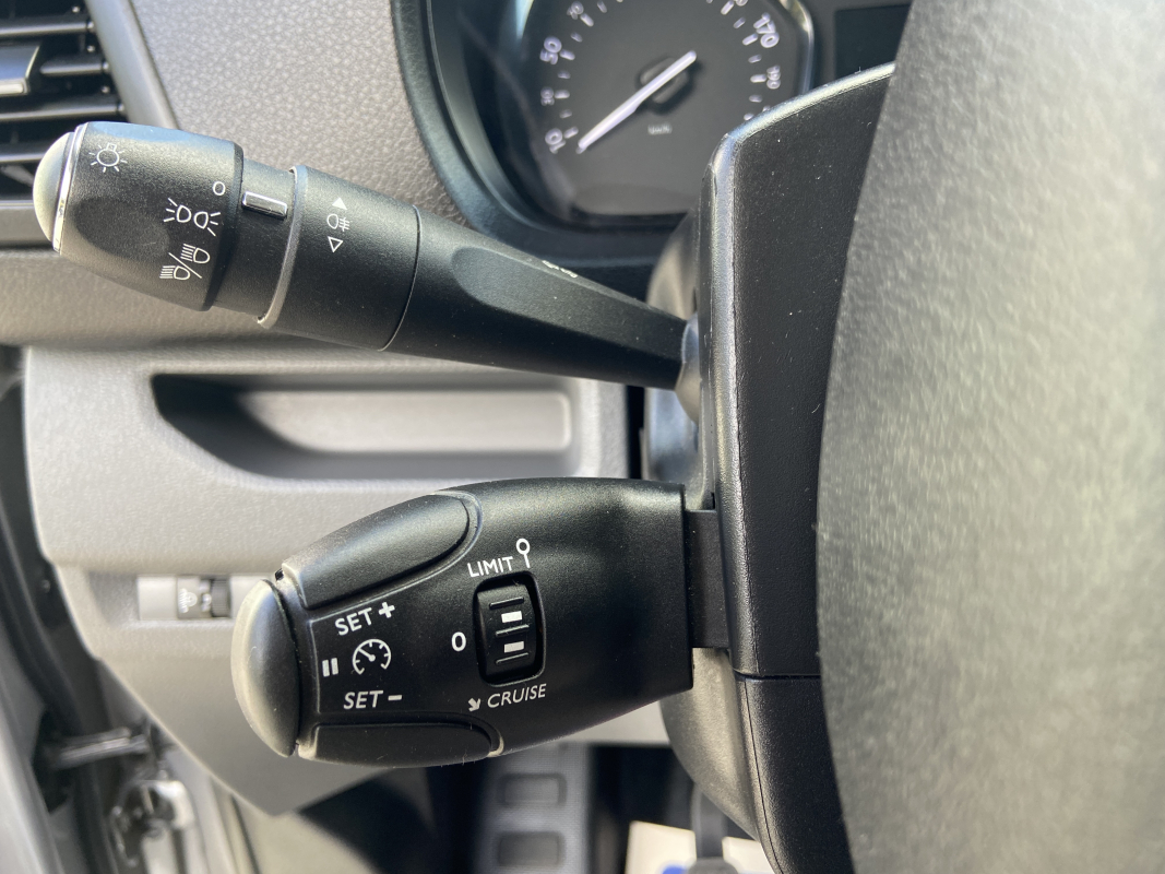 Toyota PROACE Combi — 22