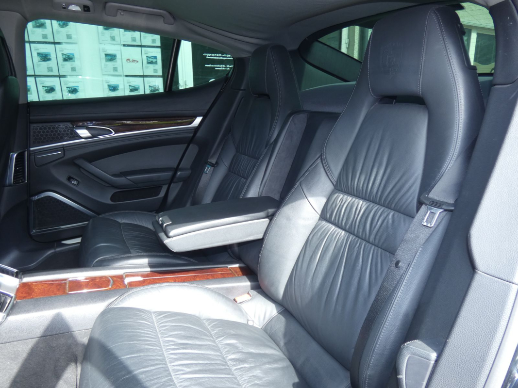 Porsche Panamera — 13