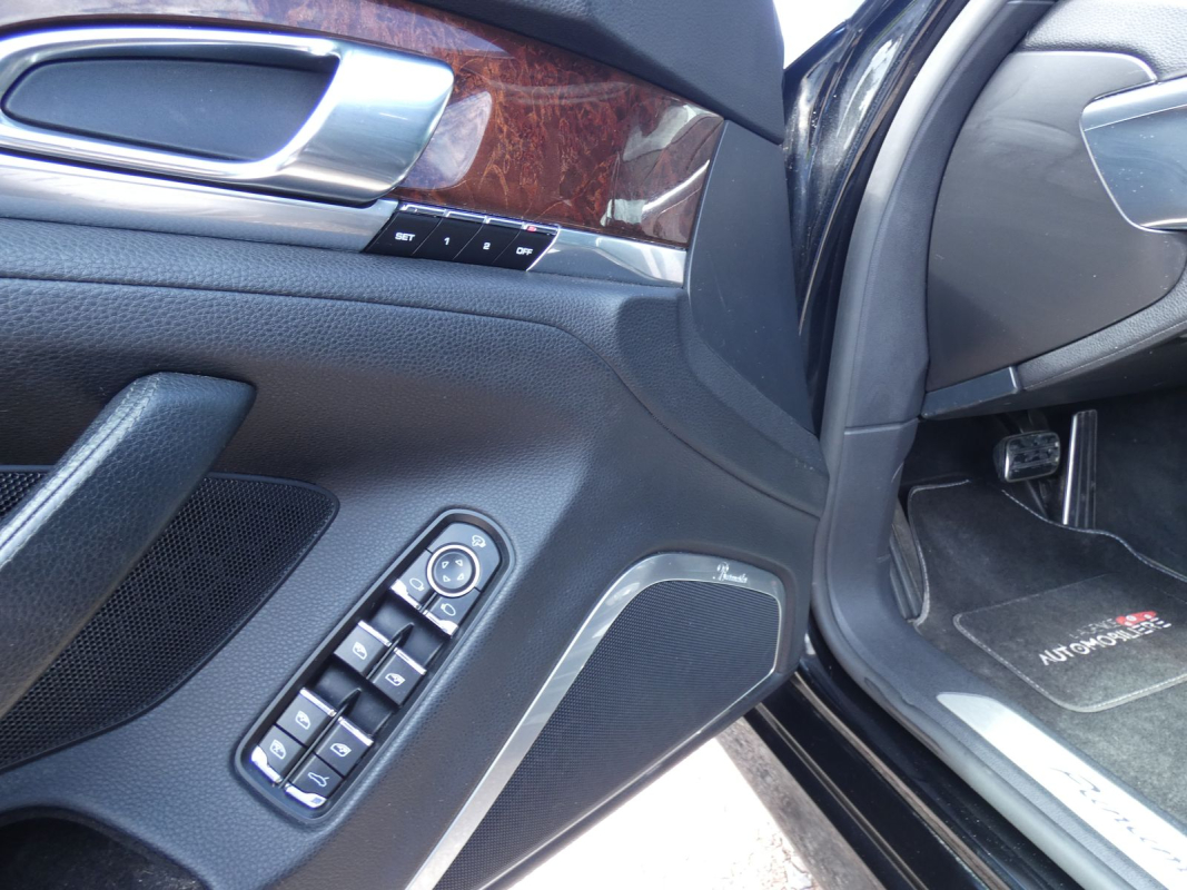 Porsche Panamera — 23