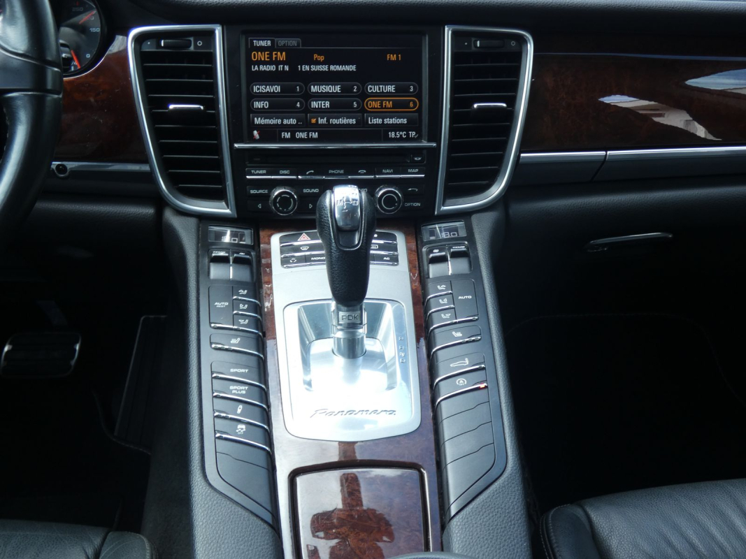 Porsche Panamera — 17