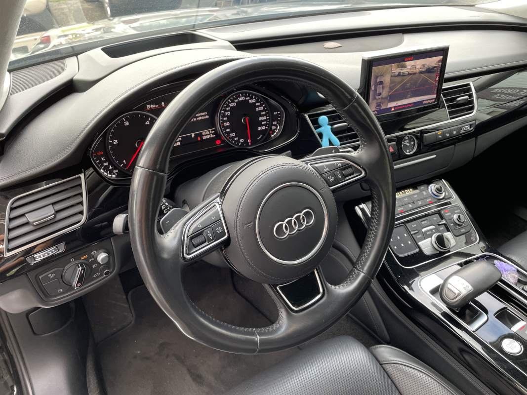 Audi A8 — 14