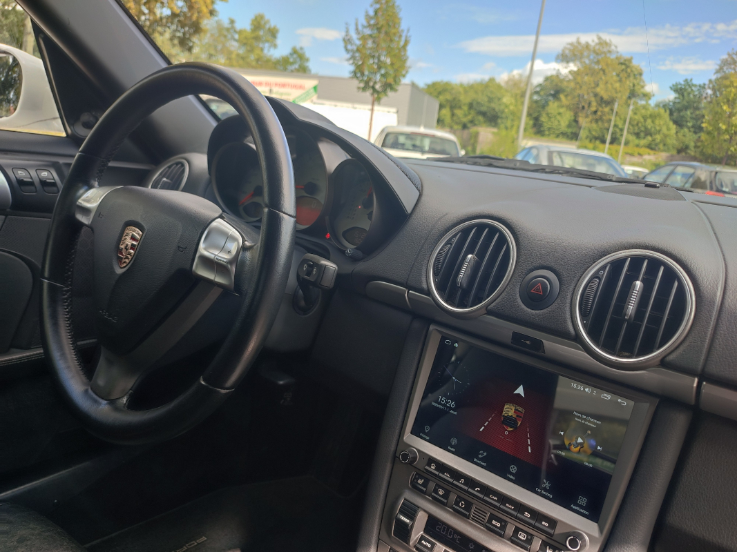 Porsche Cayman — 12