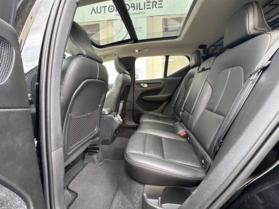 Volvo XC40 — 14