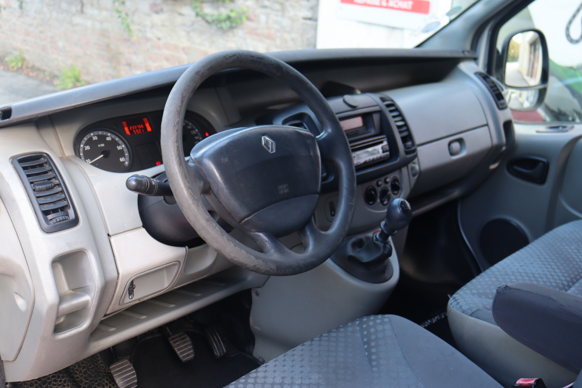 Renault Trafic — 14