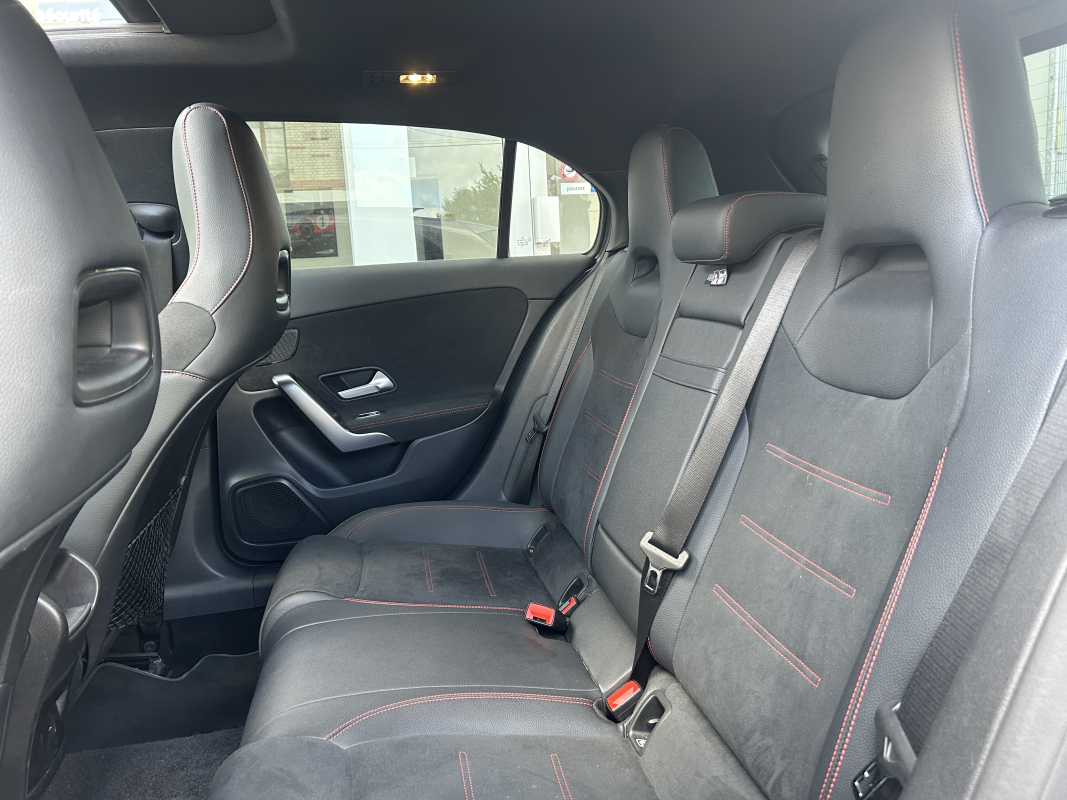 Mercedes Classe A — 17