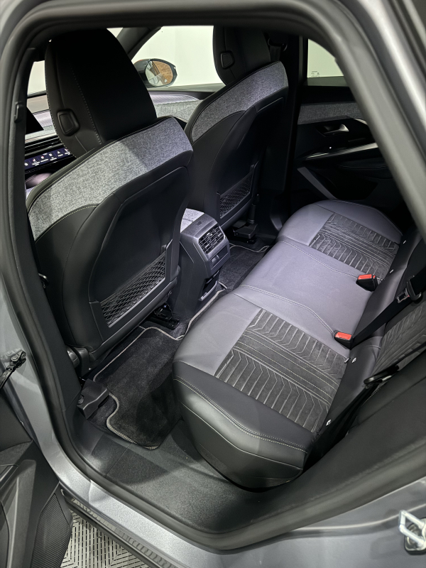 Peugeot 3008 — 37
