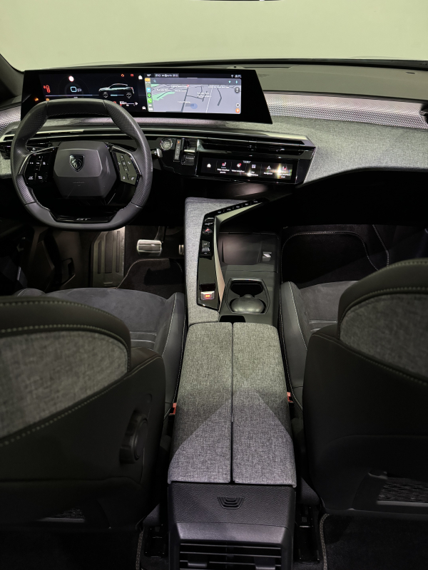Peugeot 3008 — 11