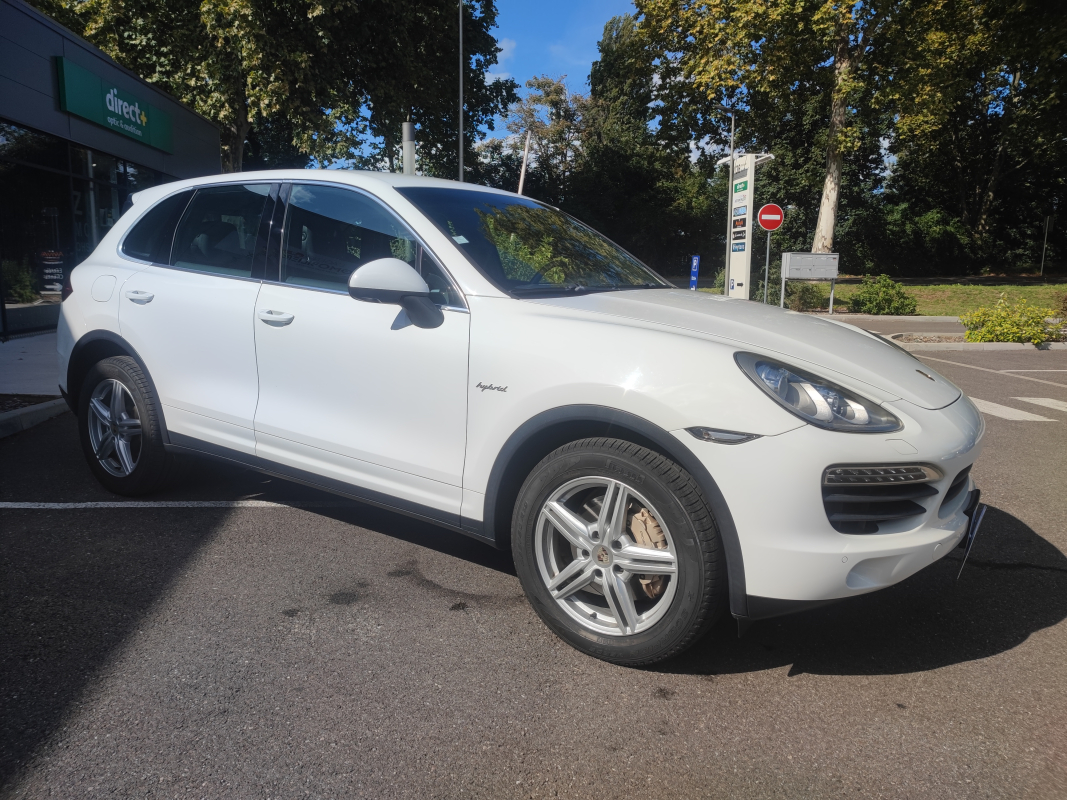 Porsche Cayenne — 7