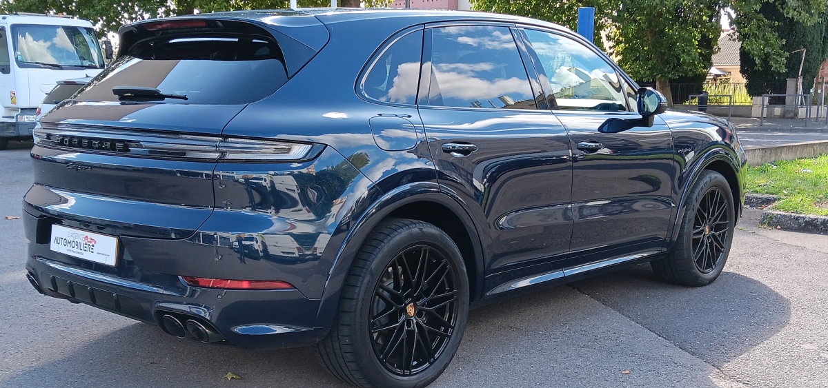 Porsche Cayenne — 6