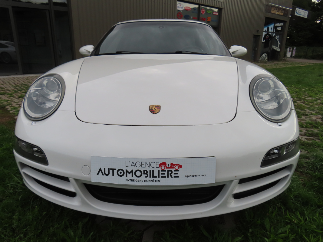Porsche 911 — 2