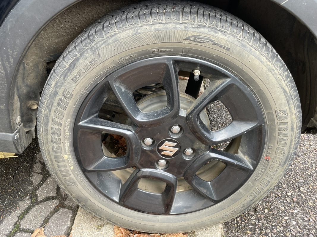 Suzuki Ignis — 23