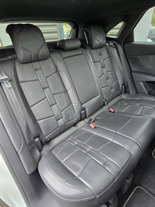 DS DS7 CROSSBACK — 17