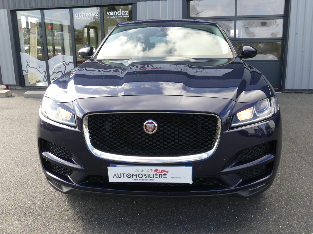 Jaguar F-Pace — 8
