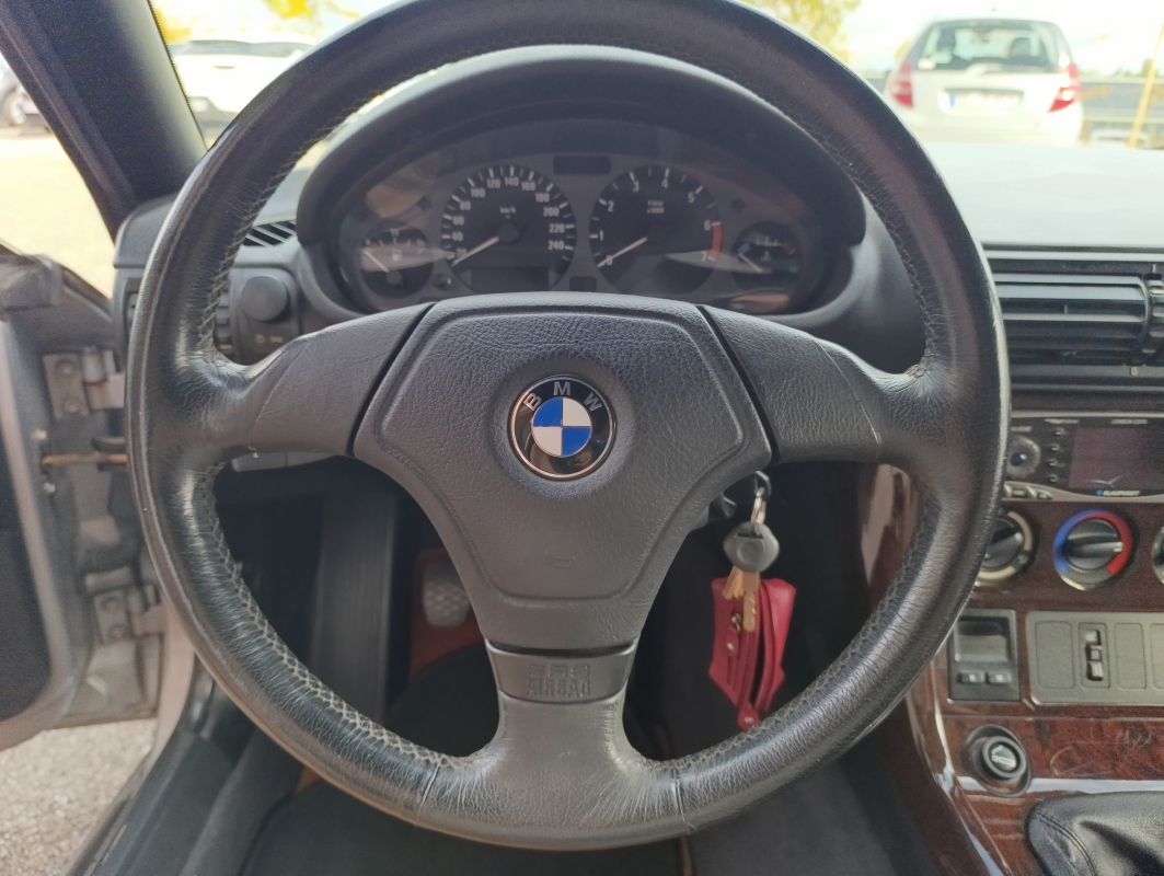 Bmw Z3 Roadster — 17