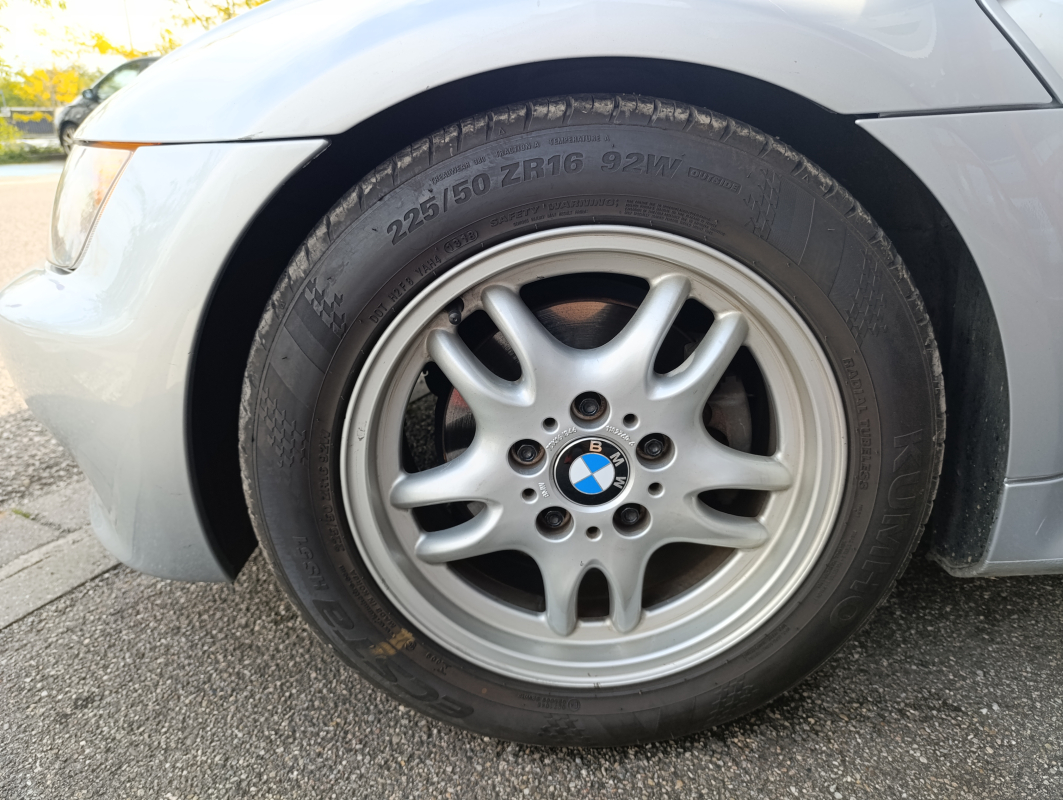 Bmw Z3 Roadster — 28