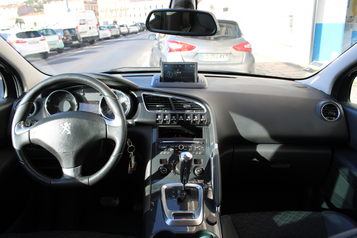 Peugeot 3008 — 10