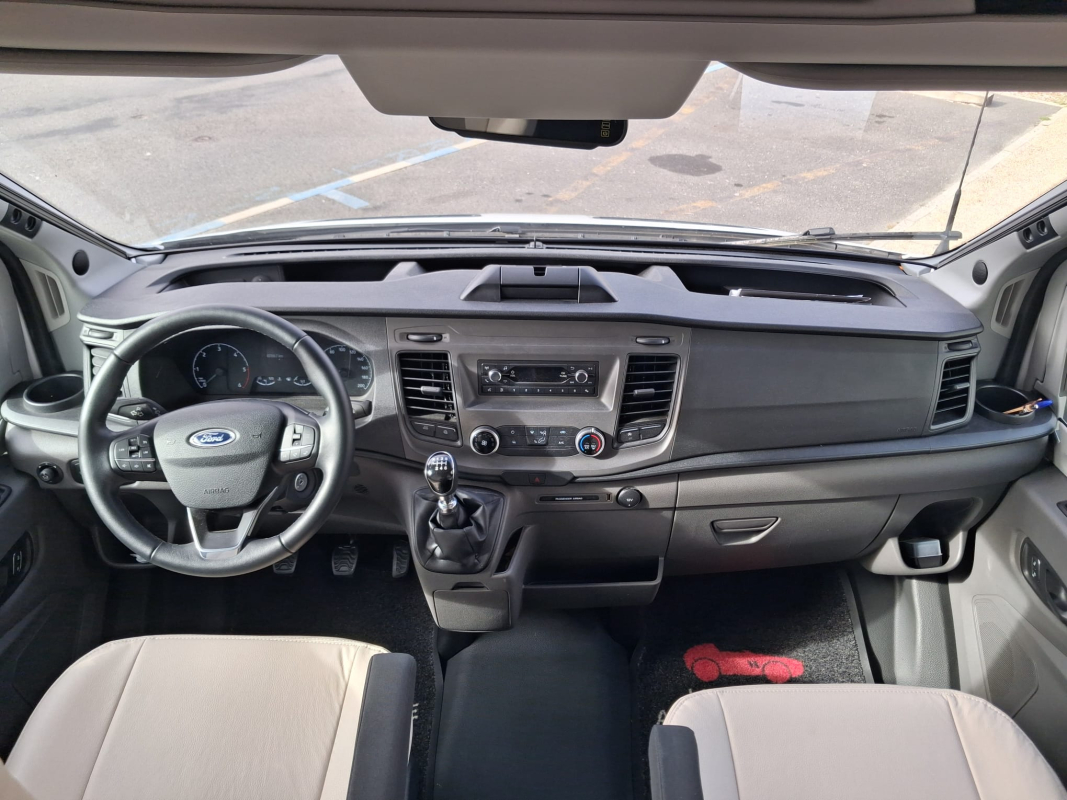 Ford Transit — 9