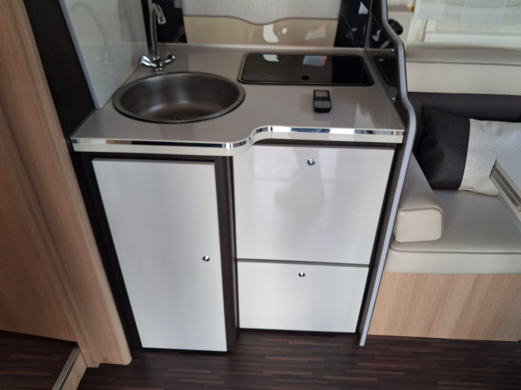 Ford Transit — 15