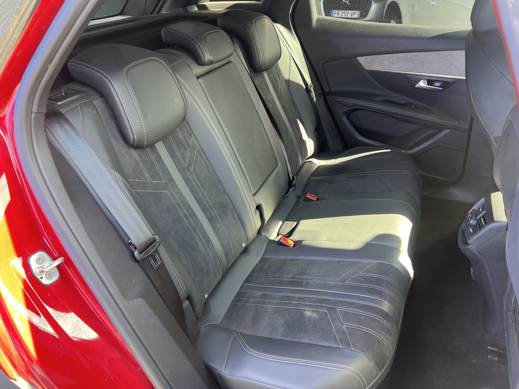 Peugeot 3008 — 23