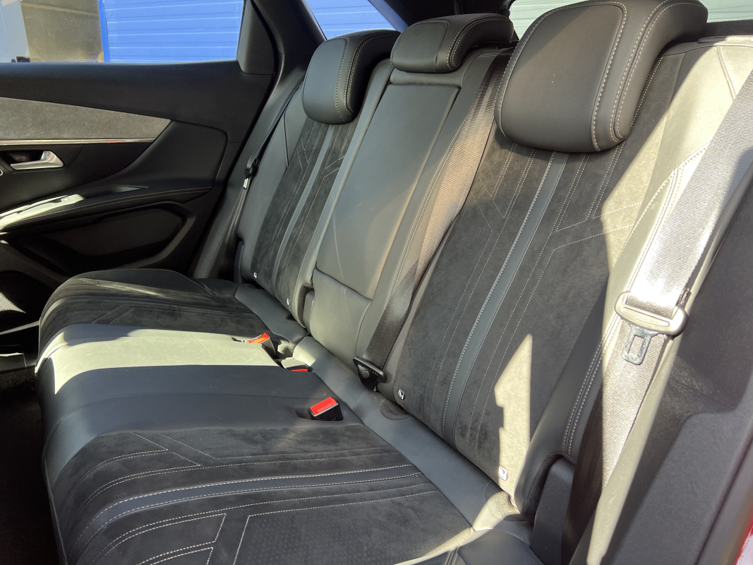 Peugeot 3008 — 25