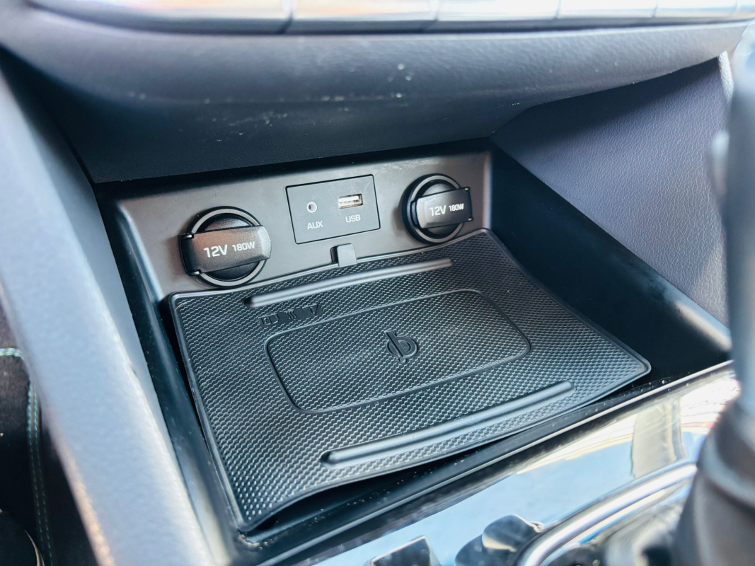 Hyundai IONIQ — 20