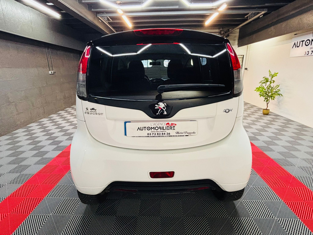 Peugeot ion — 6
