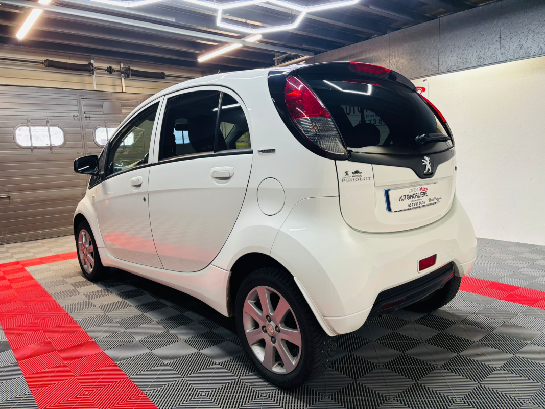 Peugeot ion — 7