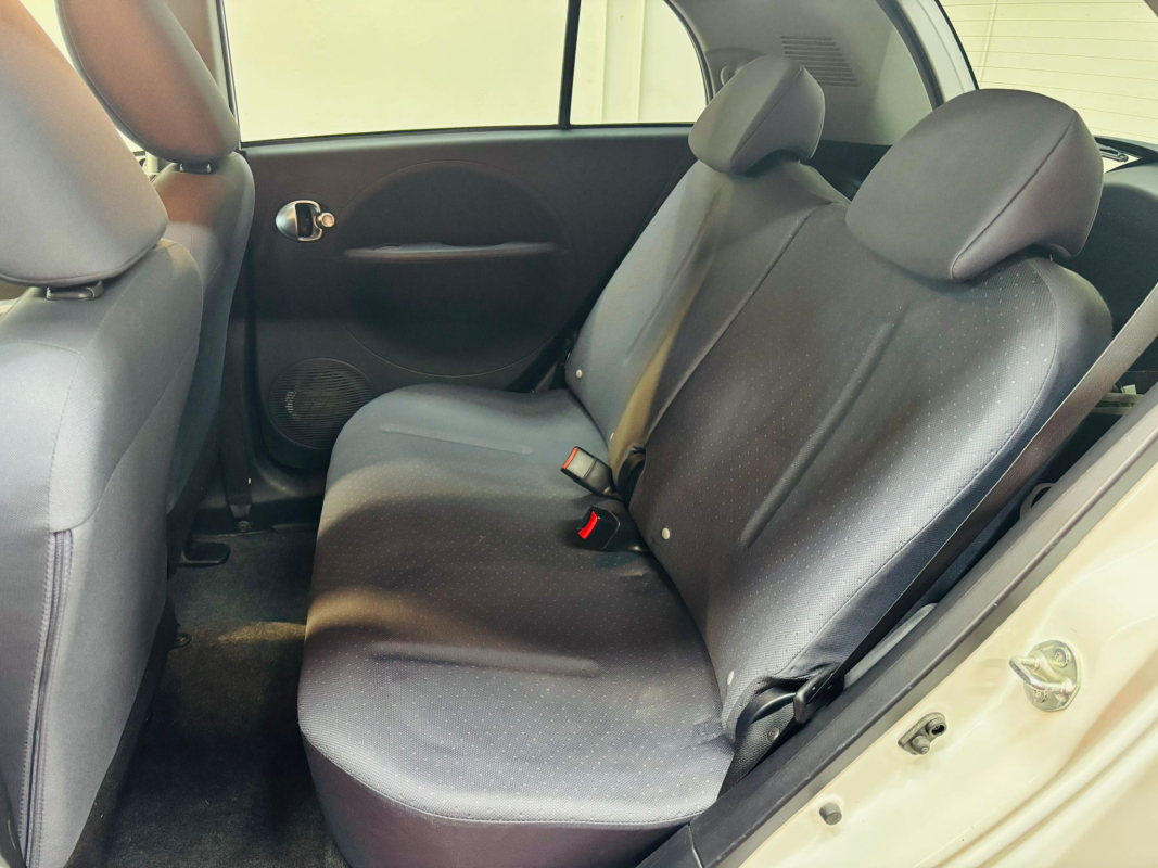 Peugeot ion — 16