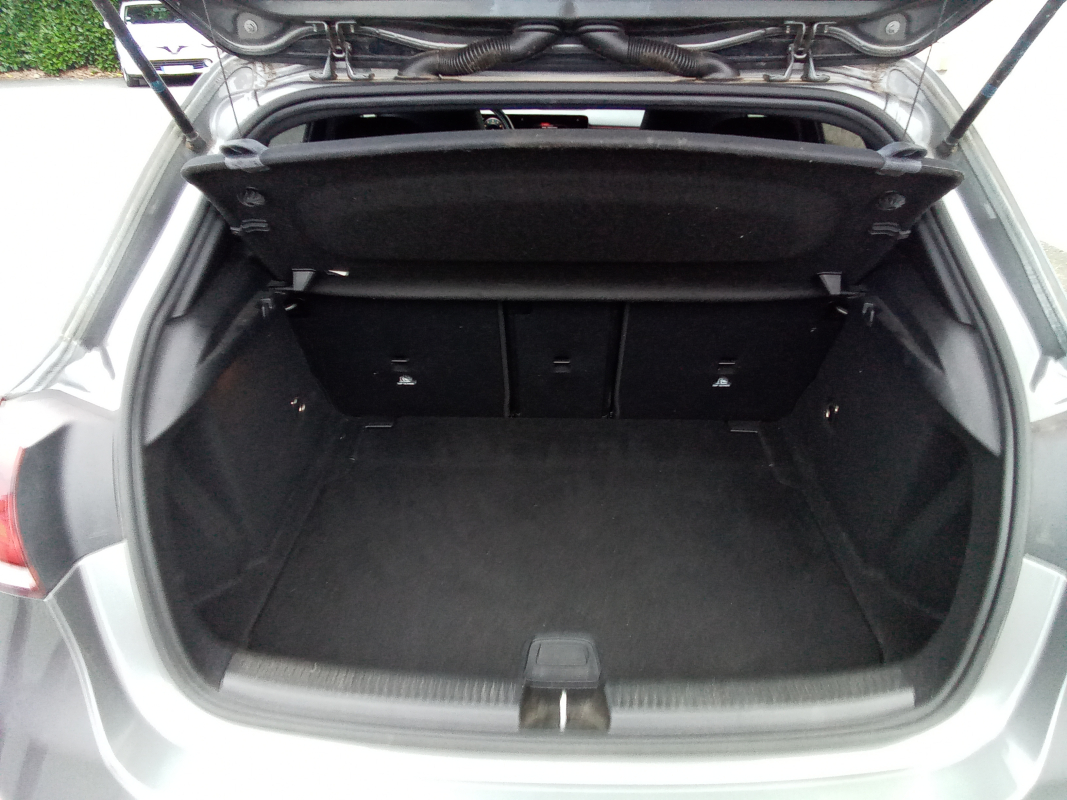 Mercedes Classe A — 17